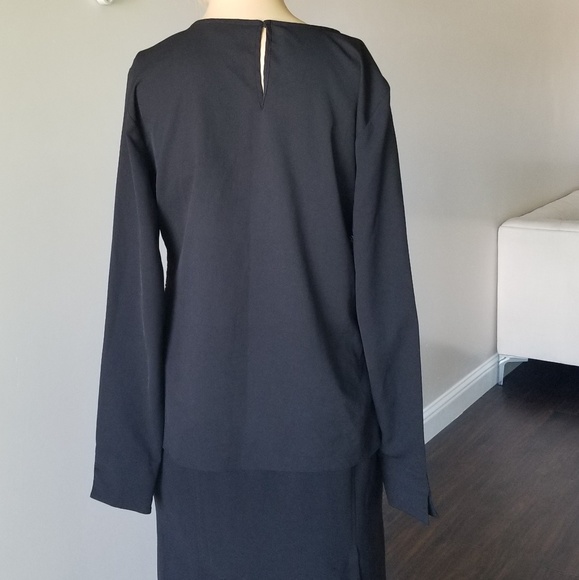 Ann Taylor Long Sleeve top - Picture 2 of 5